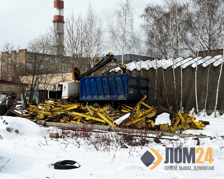 Демонтаж кранов на металлолом по выгодной цене в Москве и области - ЛОМ24