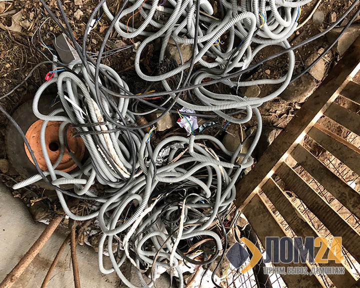 Сдать отходы кабеля и проводов по высоким ценам - ЛОМ24