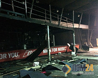 Демонтаж конструкций внутри концертного зала – ЛОМ24